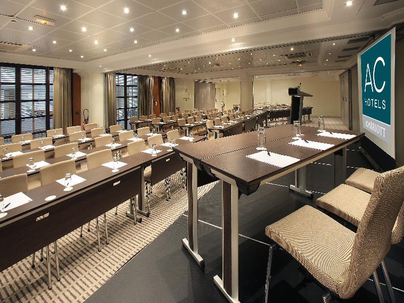 Ac Hotel By Marriott Ambassadeur Antibes - Juan Les Pins Екстер'єр фото