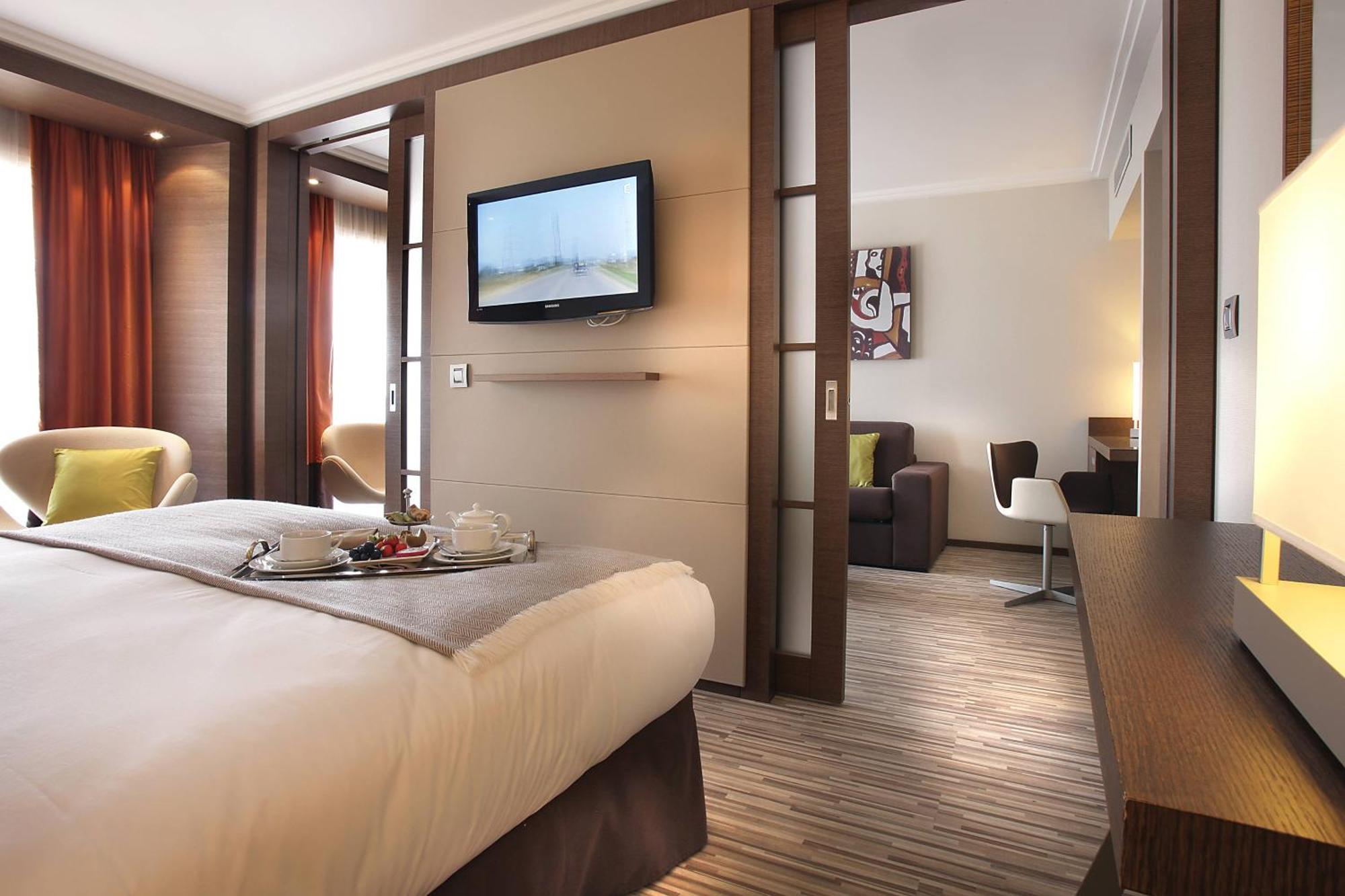 Ac Hotel By Marriott Ambassadeur Antibes - Juan Les Pins Екстер'єр фото