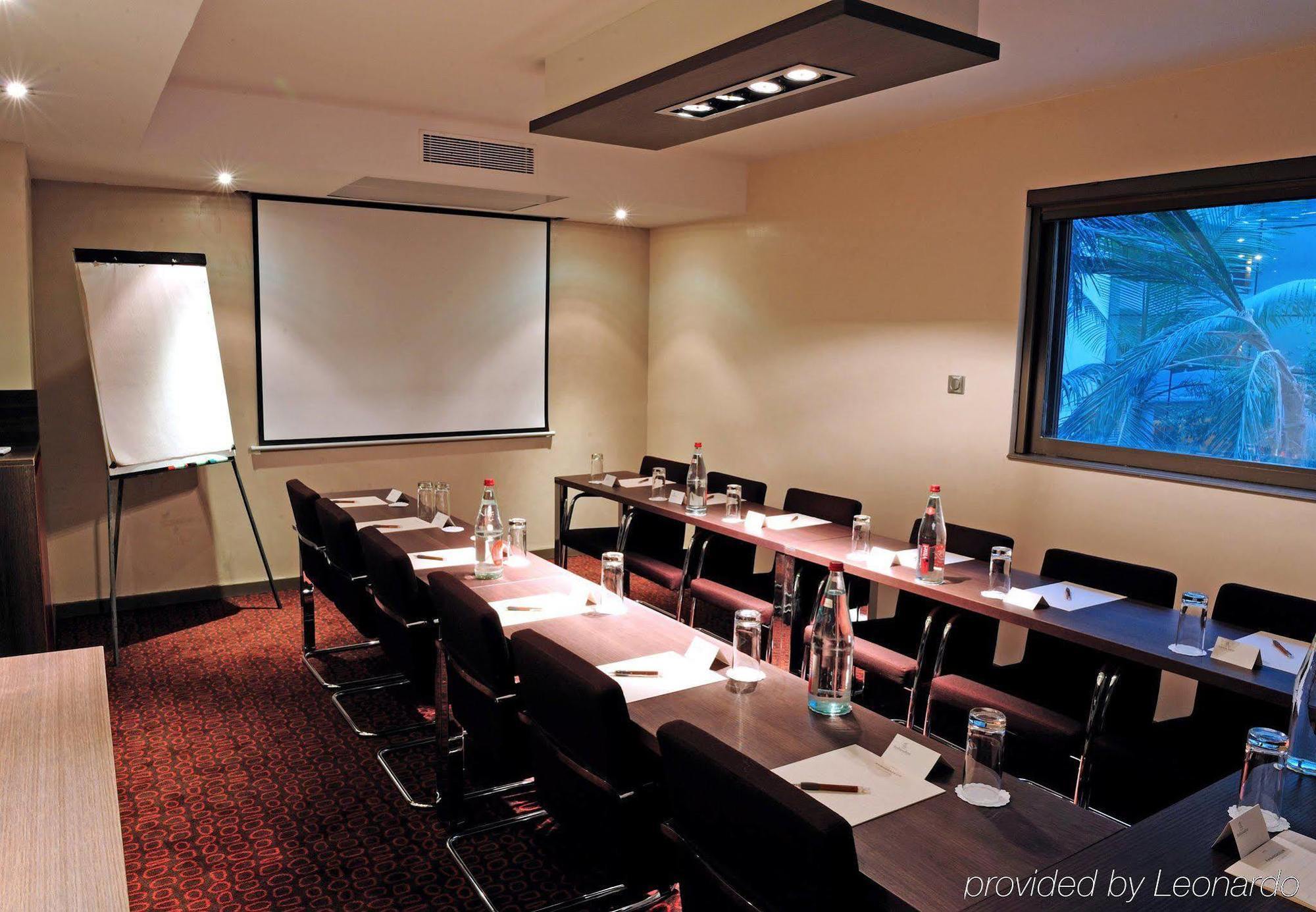 Ac Hotel By Marriott Ambassadeur Antibes - Juan Les Pins Бізнес фото